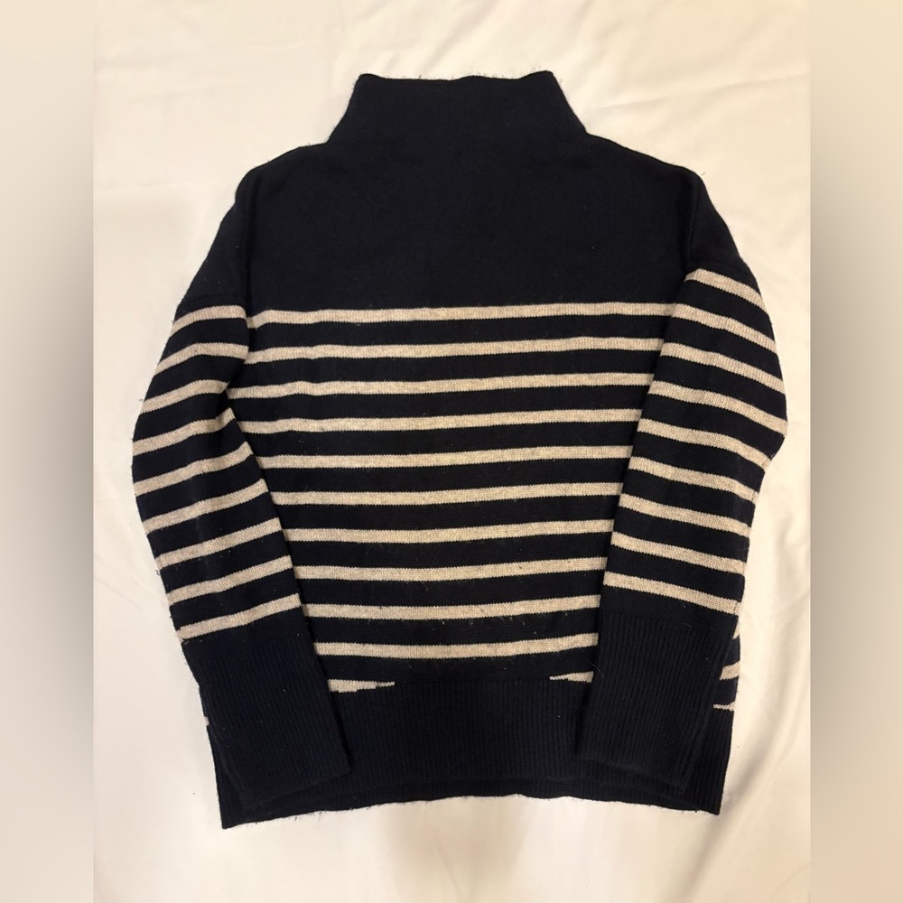 The reset r label women’s wool/cashmere funnel neck sweater.